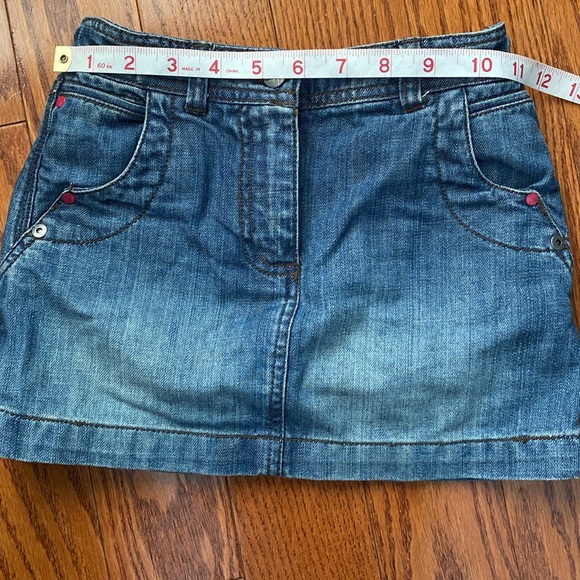 Girl’s size 6 Jean skirt - Picture 5 of 11